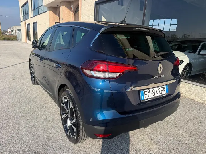 Renault Scenic 2017 photo 4