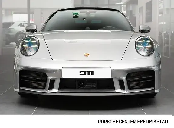 Porsche 911 2025 photo 4