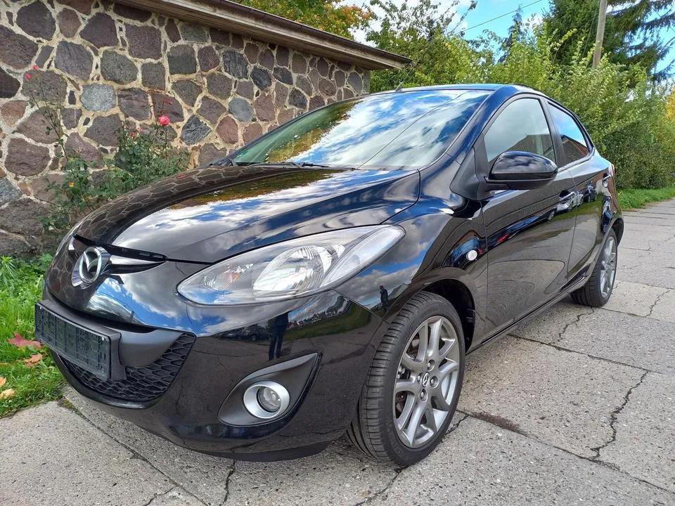 Mazda 2