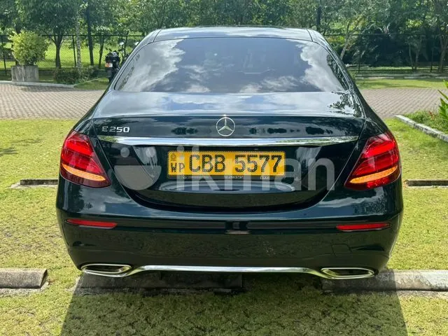 Mercedes-Benz E250 2017 photo 4