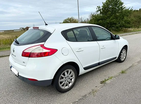 Renault Megane Iii 2011 photo 3