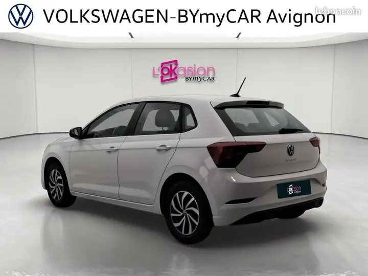 Volkswagen Polo 2023 photo 3