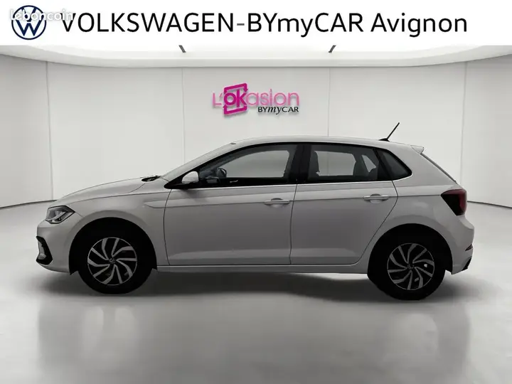Volkswagen Polo 2023 photo 2