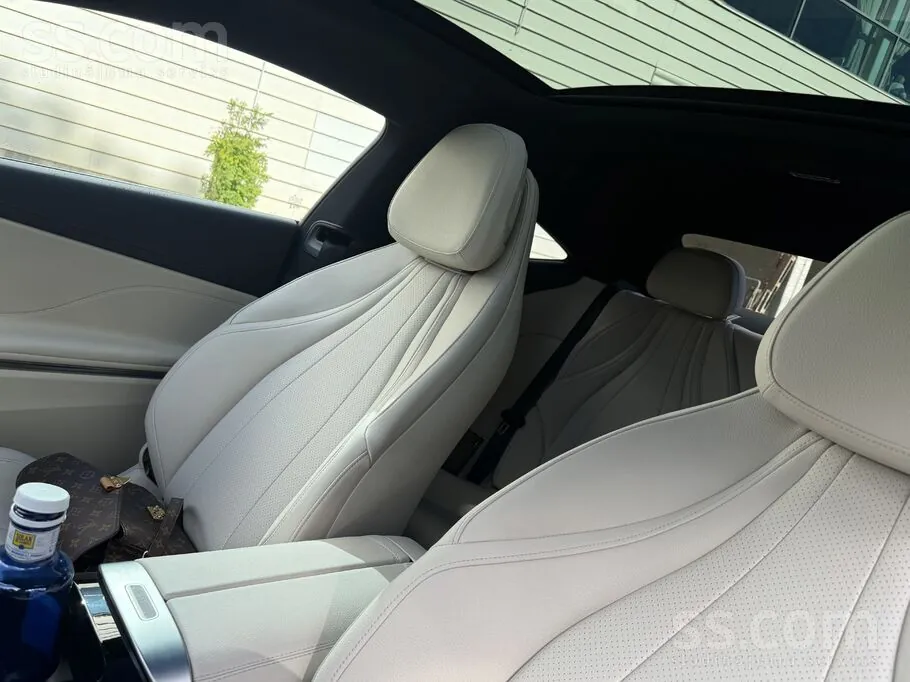 Mercedes-Benz Cle 300 E 2025 photo 5