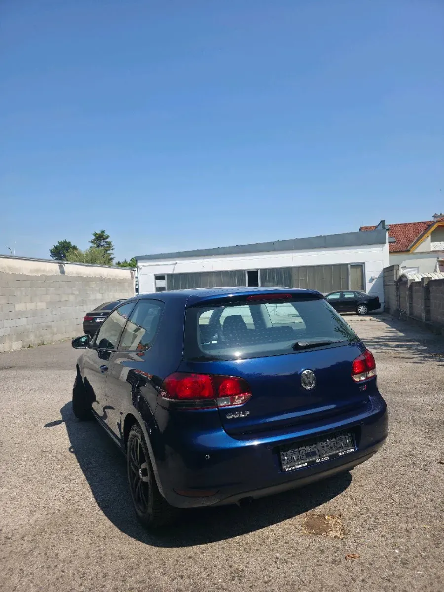 Volkswagen Golf 2012 photo 3