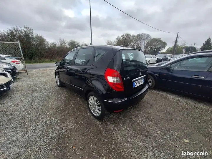 Mercedes-Benz A-Class 2012 photo 3