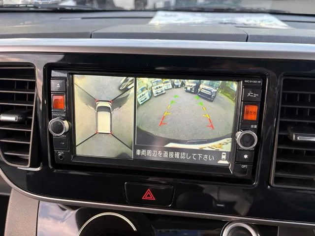 Nissan Dayz Roox 2014 photo 4