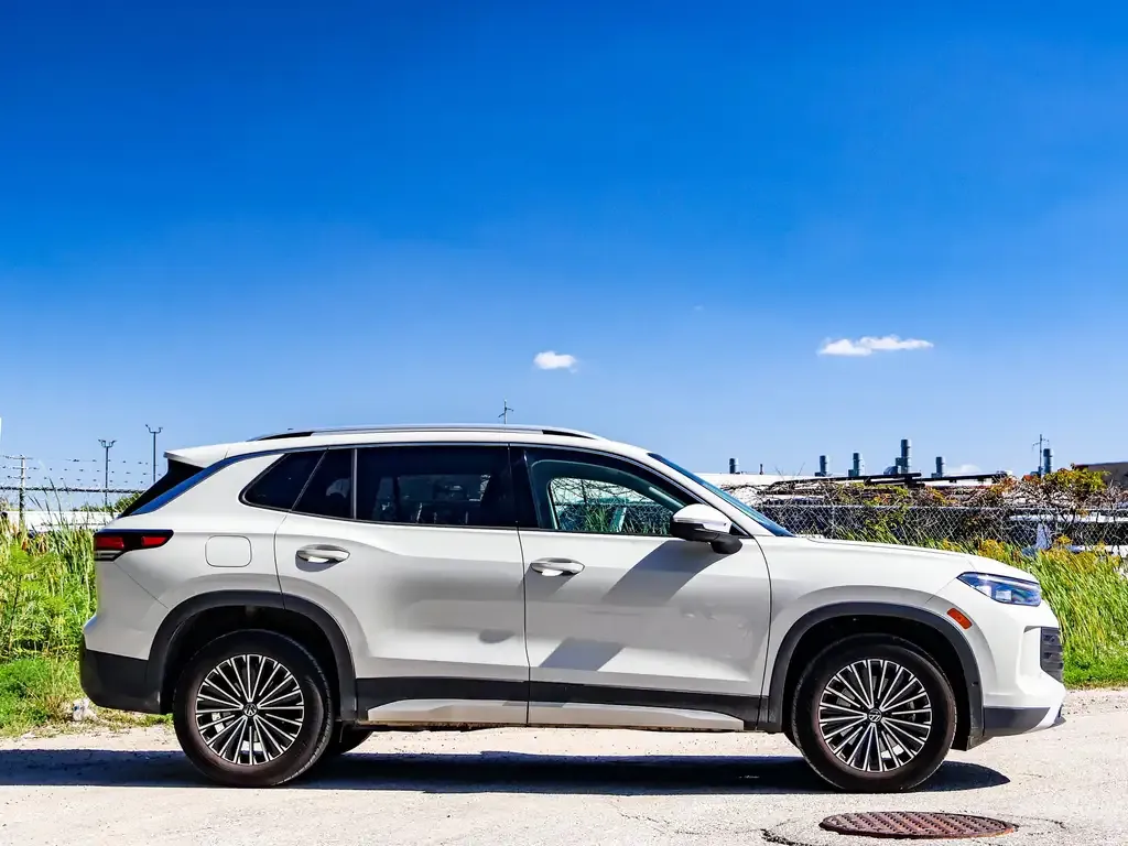 Volkswagen Tiguan 2026 photo 4