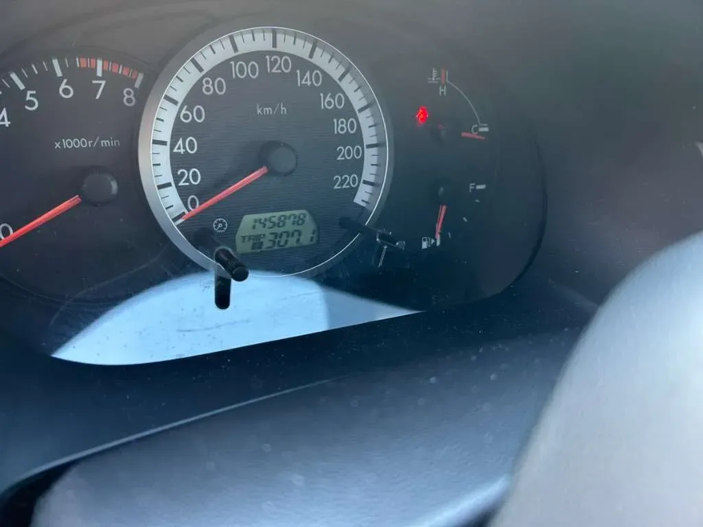 Mazda Mazda5 2005 photo 2