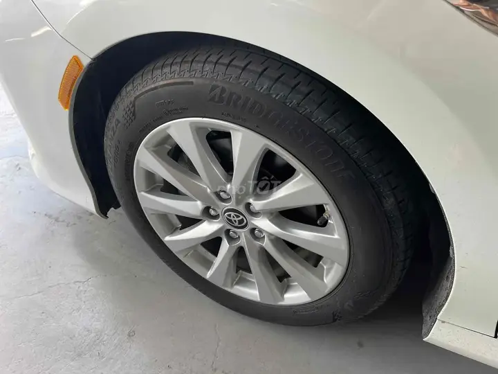 Toyota Camry 2021 photo 5