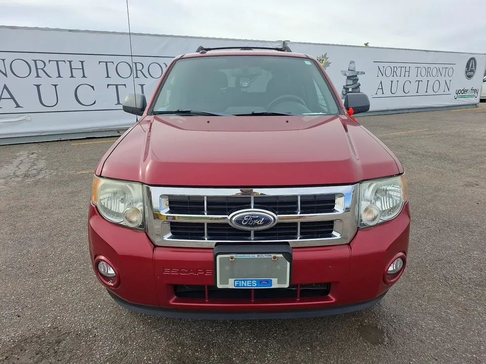 Ford Escape 2012 photo 2