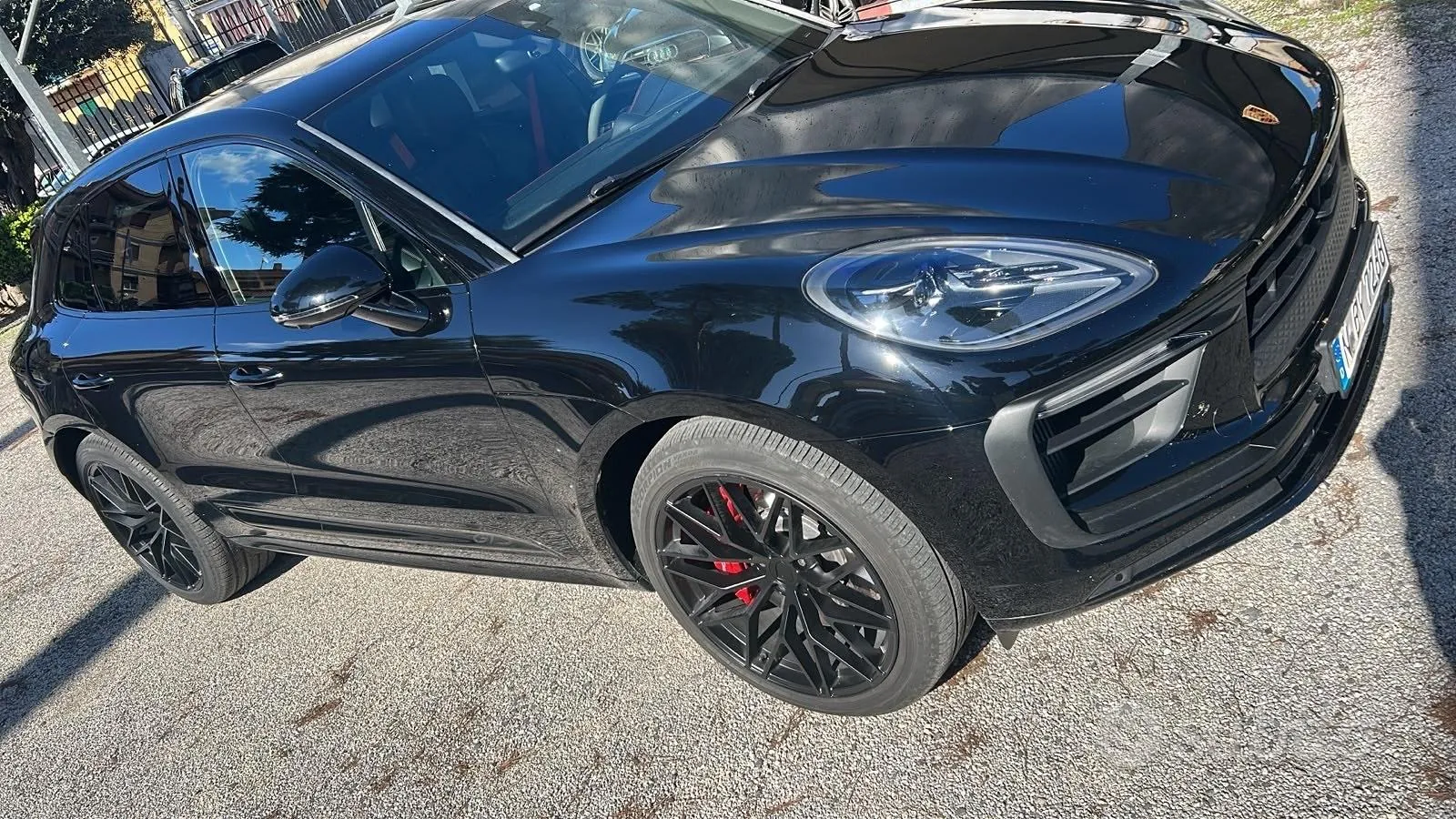 Porsche Macan 2023 photo 2
