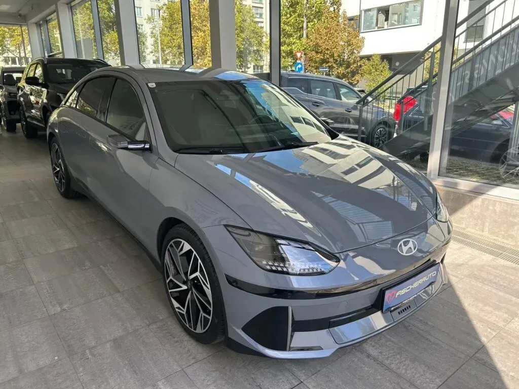 Hyundai Ioniq 6 2023 photo 3
