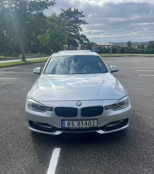 BMW 318D 2012 photo 4