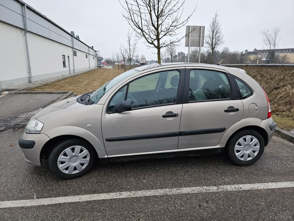 Citroen C3 2006 photo 3