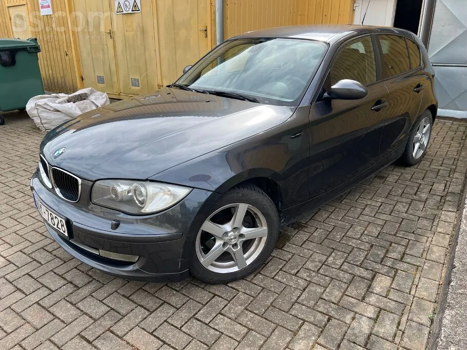 BMW 118D 2008 photo 2