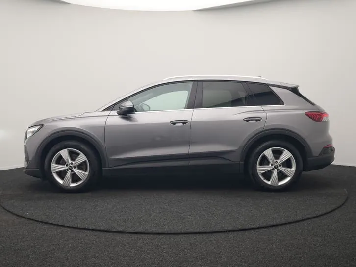 Audi Q4 E-Tron 2023 photo 2