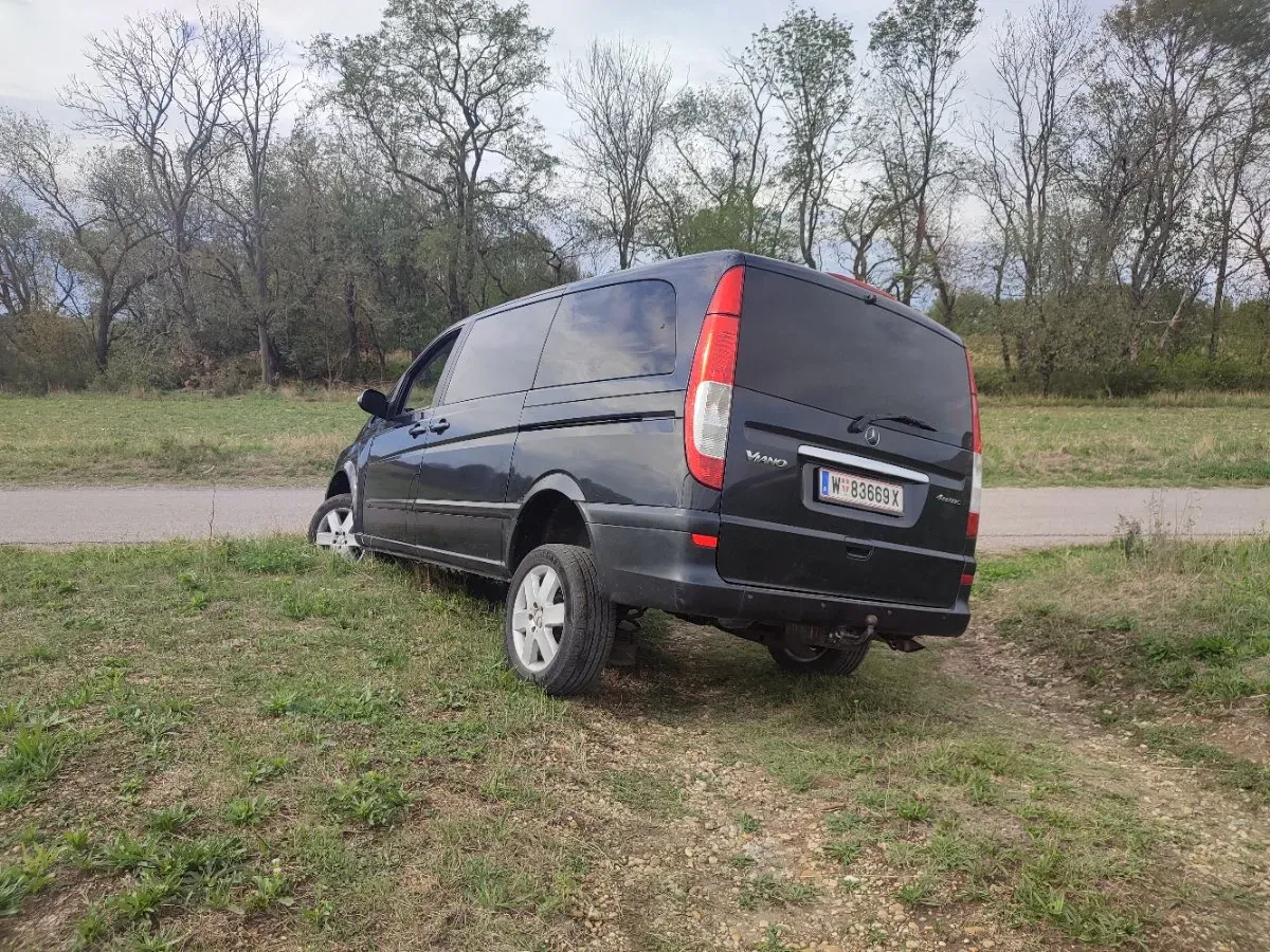 Mercedes-Benz V-Class 2007 photo 3