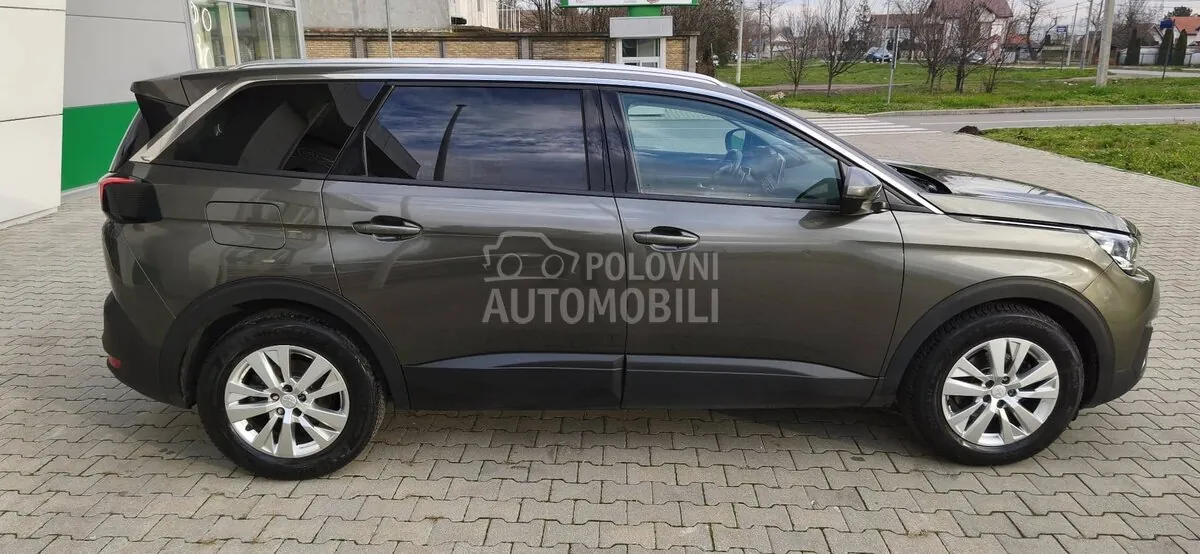 Peugeot 5008 2019 photo 4