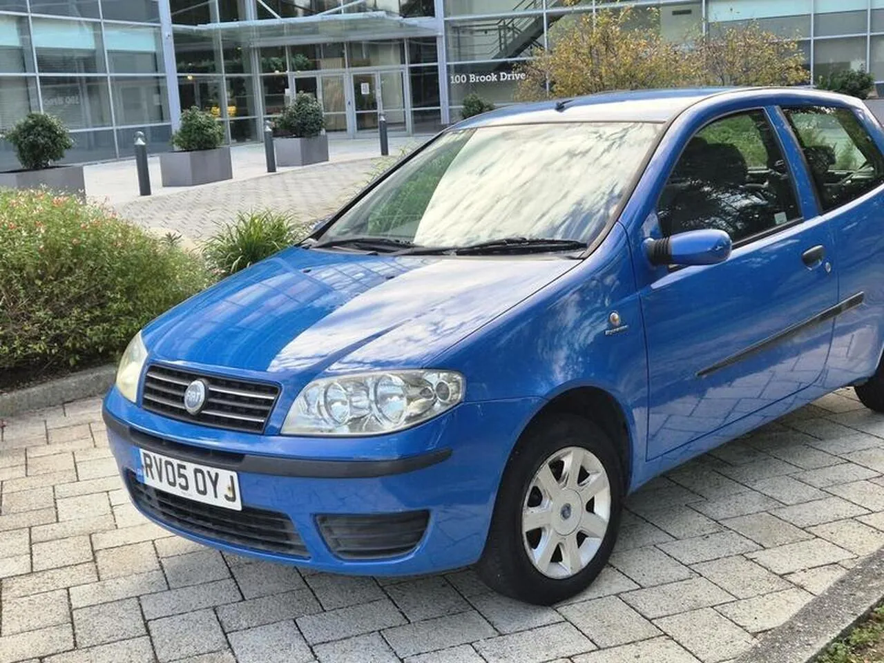 Fiat Punto 2005 photo 2