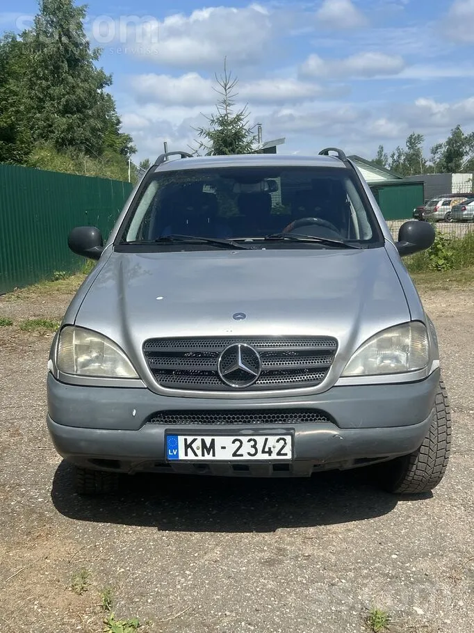 Mercedes-Benz Ml230