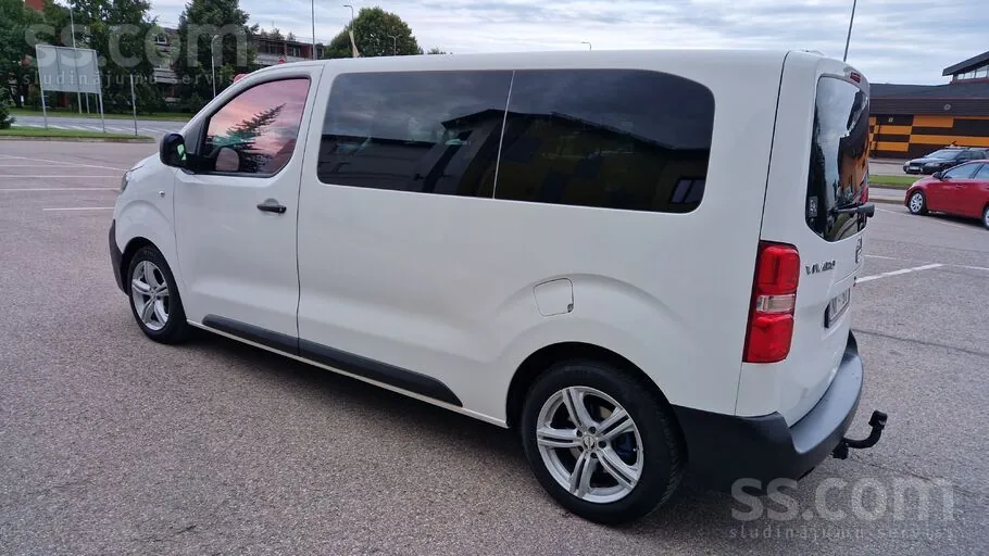 Opel Vivaro 2022 photo 2