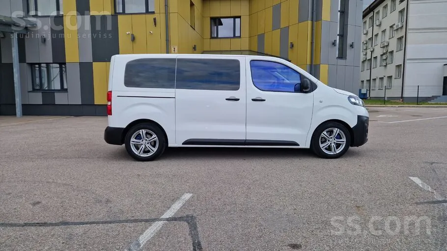 Opel Vivaro 2022 photo 4