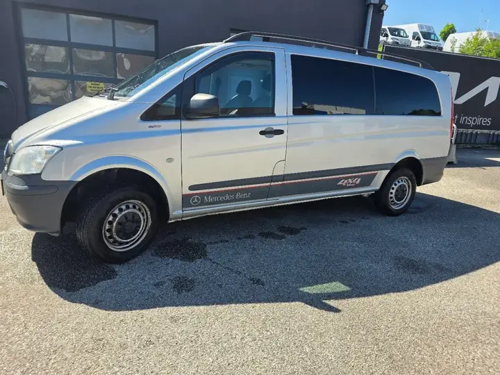 Mercedes-Benz Vito 2011 photo 3