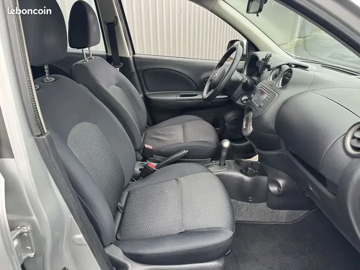 Nissan Micra 2011 photo 4