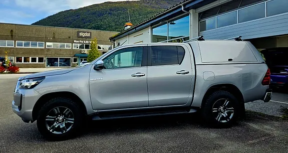 Toyota Hilux 2021 photo 5