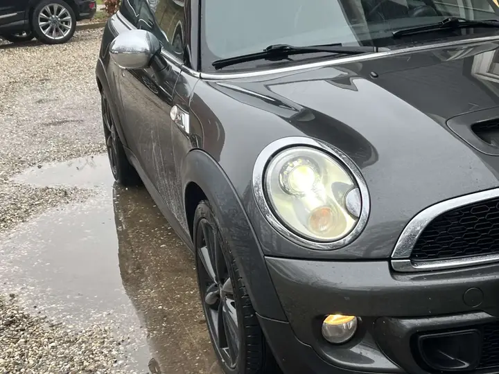 Mini Cooper S 2011 photo 5
