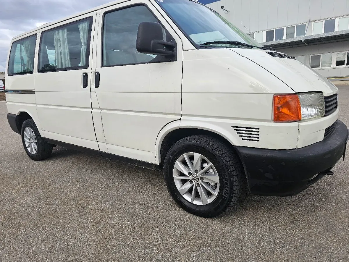 Volkswagen T4 2002 photo 2