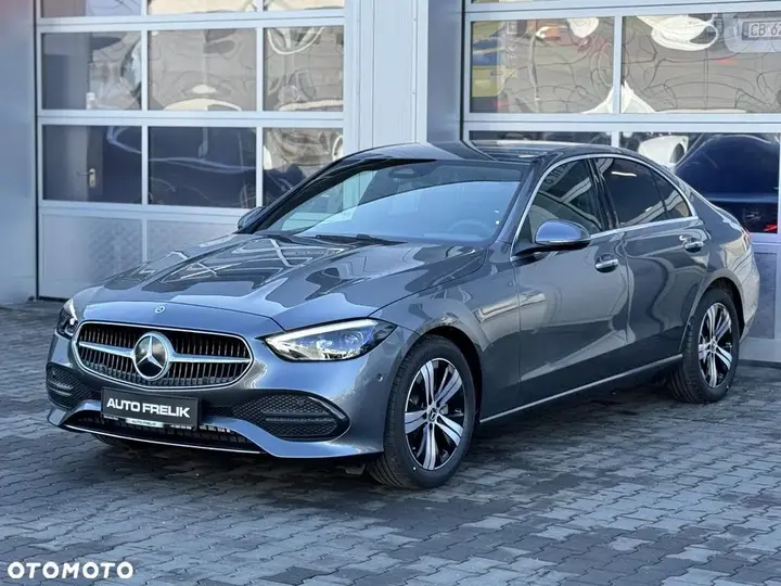 Mercedes-Benz C-Class
