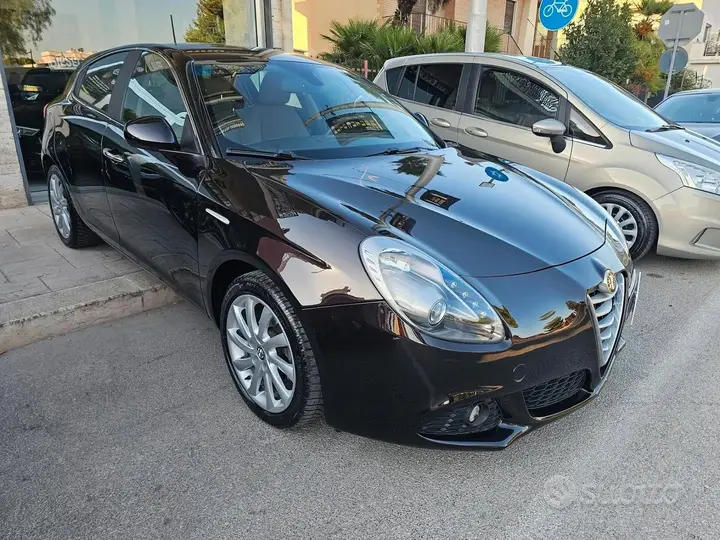 Alfa Romeo Giulietta 2015 photo 3