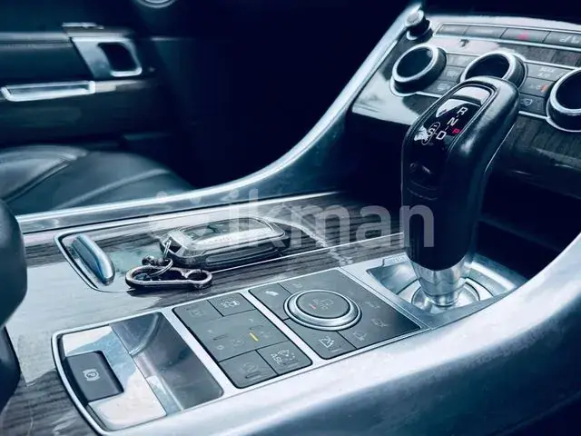 Land Rover Range Rover Sport 2015 photo 3