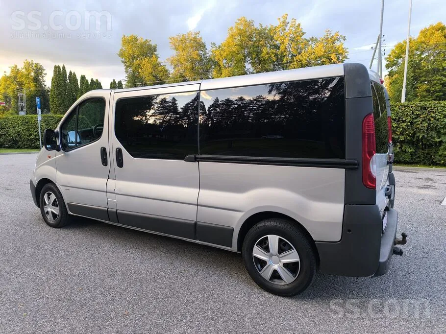 Opel Vivaro 2007 photo 4