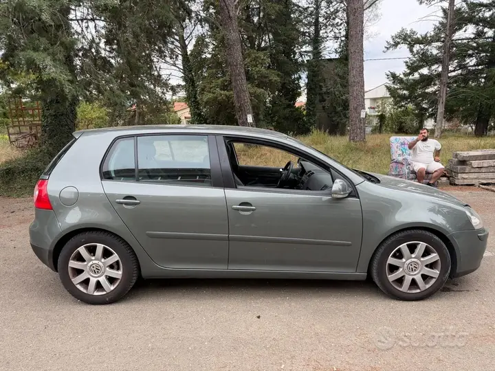 Volkswagen Golf 2004 photo 4