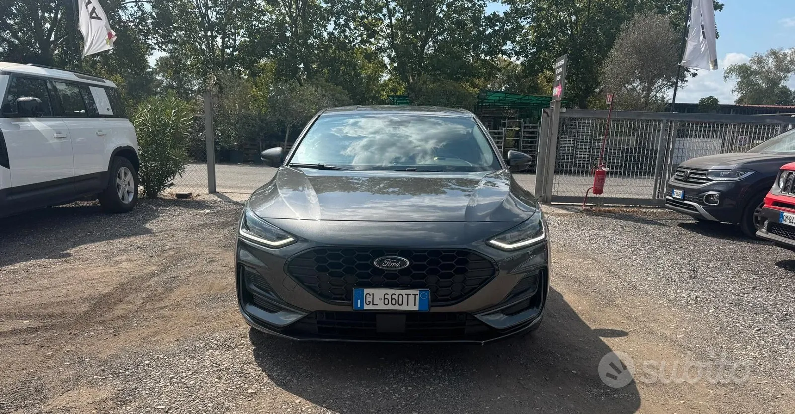 Ford Focus 2022 photo 2