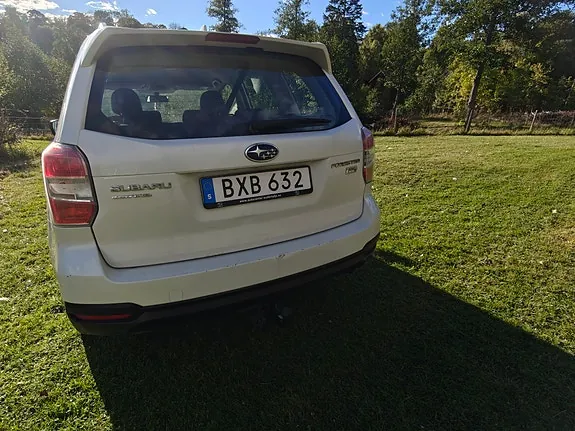 Subaru Forester 2015 photo 3