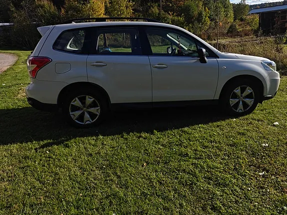 Subaru Forester 2015 photo 4