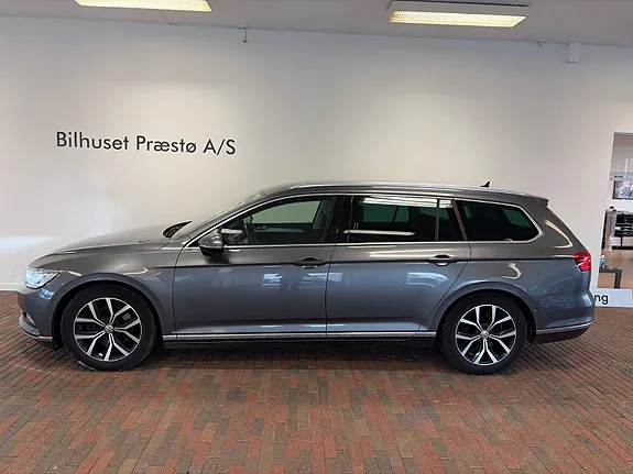 Volkswagen Passat 2017 photo 2