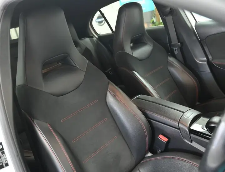Mercedes-Benz A-Class 2018 photo 4
