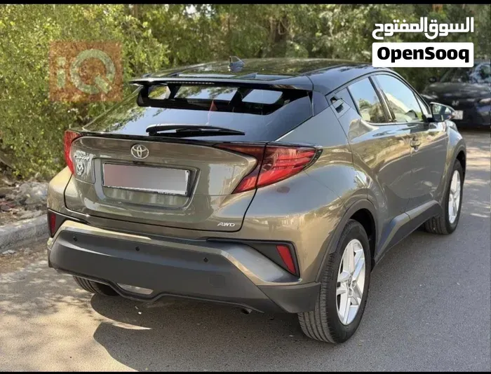 Toyota C-Hr 2022 photo 2