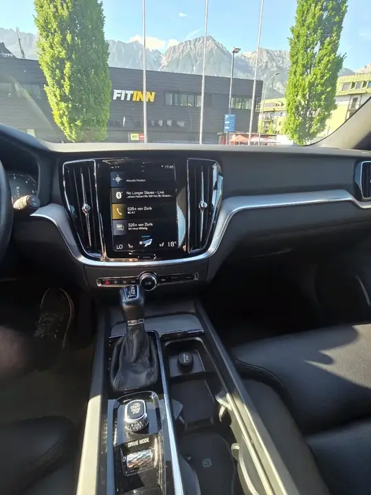 Volvo V60 2018 photo 3