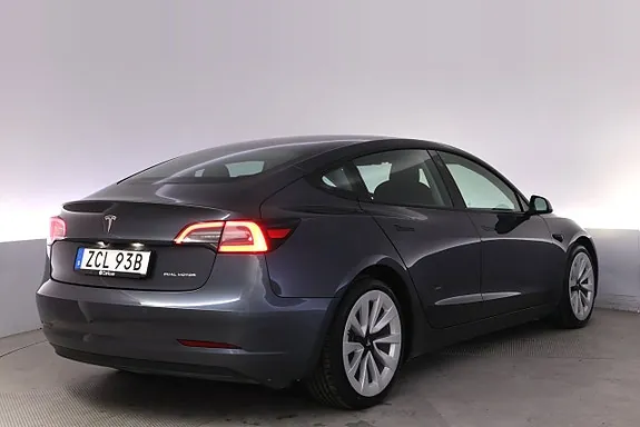 Tesla Model 3 2021 photo 5