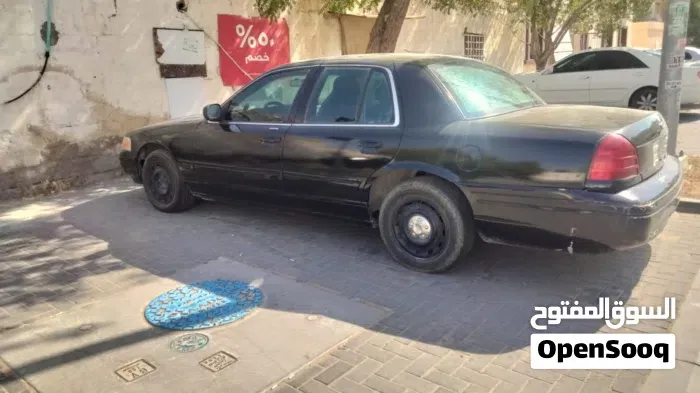 Ford Crown Victoria