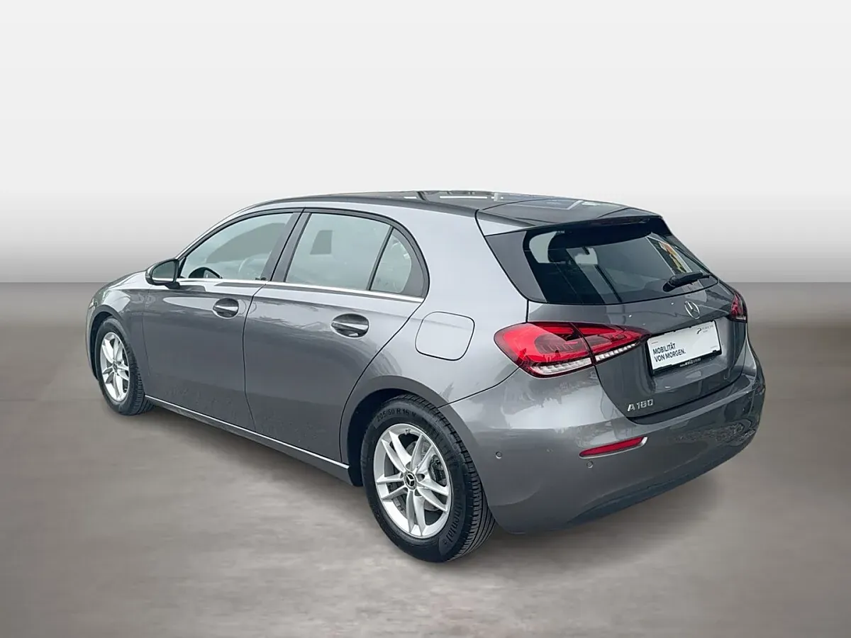 Mercedes-Benz A-Class 2019 photo 3