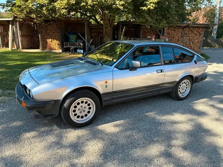 Alfa Romeo Gtv6