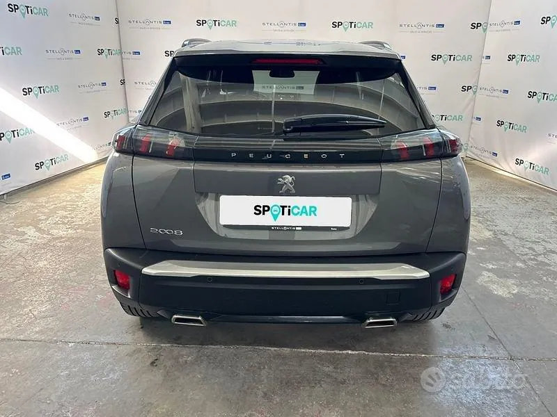 Peugeot 2008 2023 photo 4