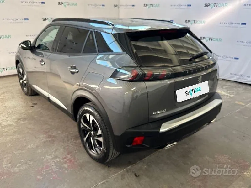 Peugeot 2008 2023 photo 3